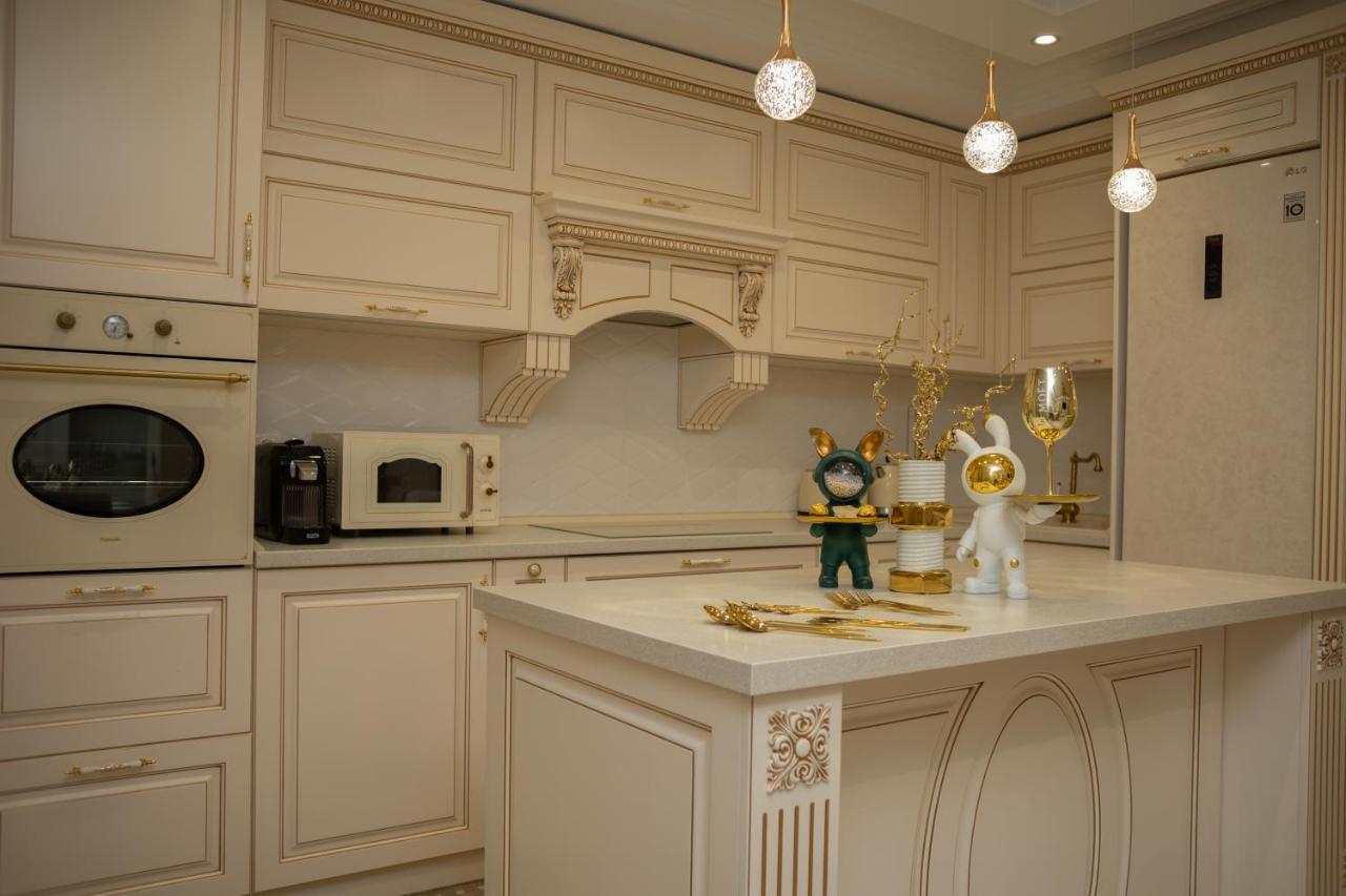Center Candle Apartment 基希讷乌 外观 照片