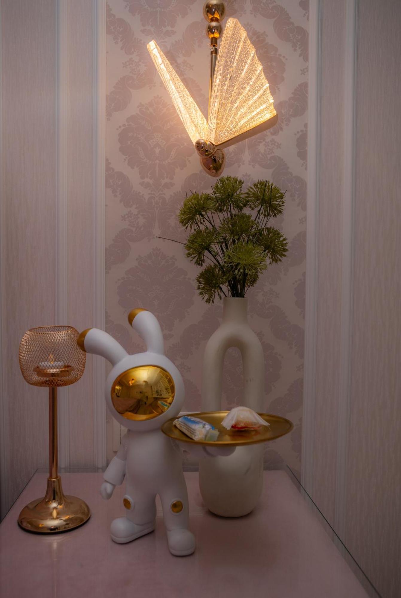 Center Candle Apartment 基希讷乌 外观 照片