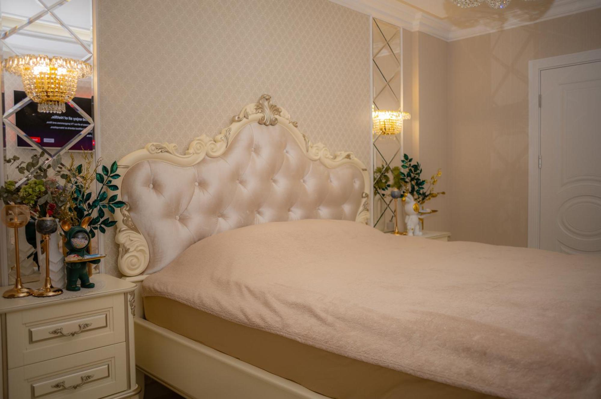 Center Candle Apartment 基希讷乌 外观 照片